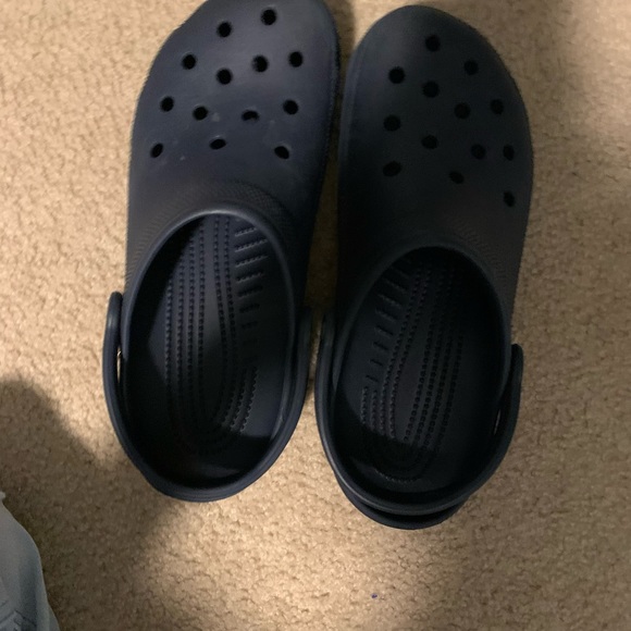 navy blue crocs , will be cleaned before sold - Picture 2 of 2